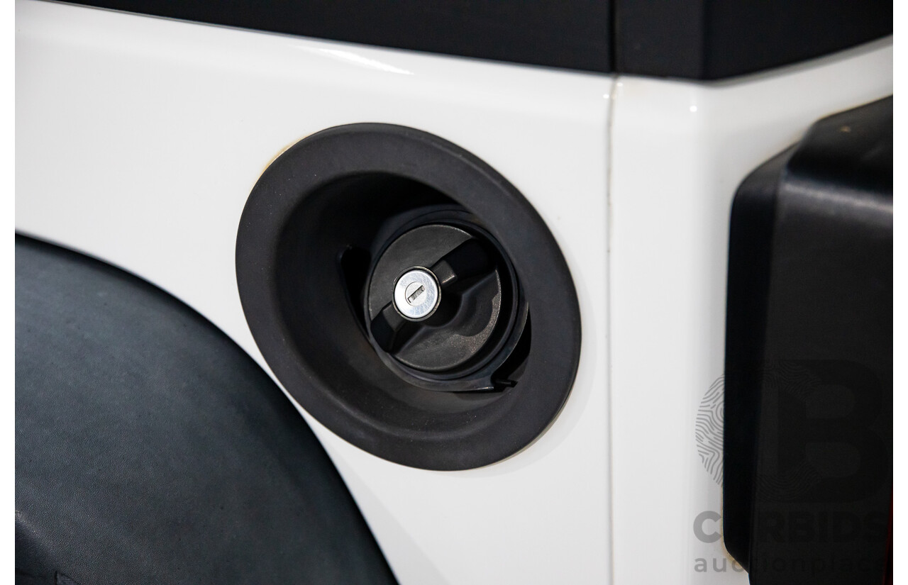 08/2016 Jeep Wrangler Unlimited Sport (4x4) JK MY16 4d Hardtop Bright White V6 3.6L