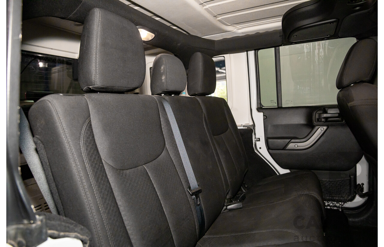 08/2016 Jeep Wrangler Unlimited Sport (4x4) JK MY16 4d Hardtop Bright White V6 3.6L