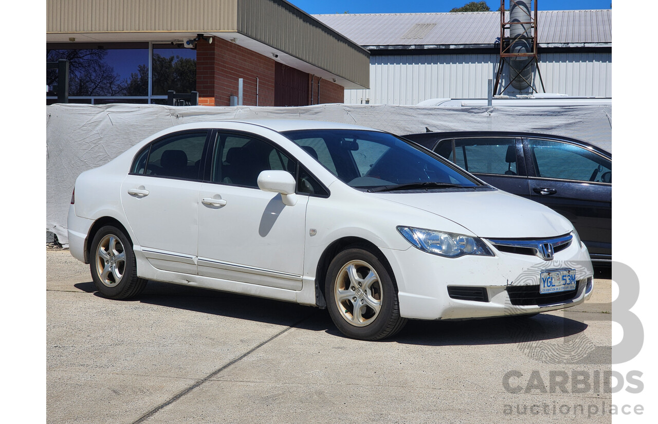 6/2008 Honda Civic VTi MY07 4d Sedan White 1.8L