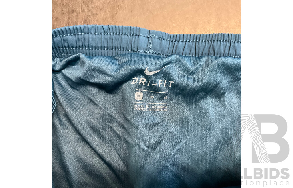 Tommy Jeans T-shirt Size L & Back to Future Tee Size M & Nike Size XL Shorts