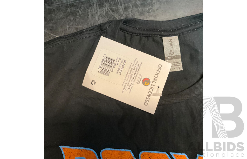 Tommy Jeans T-shirt Size L & Back to Future Tee Size M & Nike Size XL Shorts