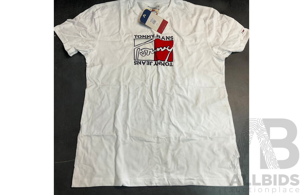 Tommy Jeans T-shirt Size L & Back to Future Tee Size M & Nike Size XL Shorts