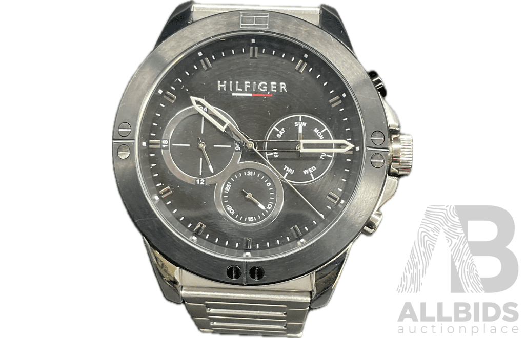 TOMMY HILFIGER Men's Multi Function Watch