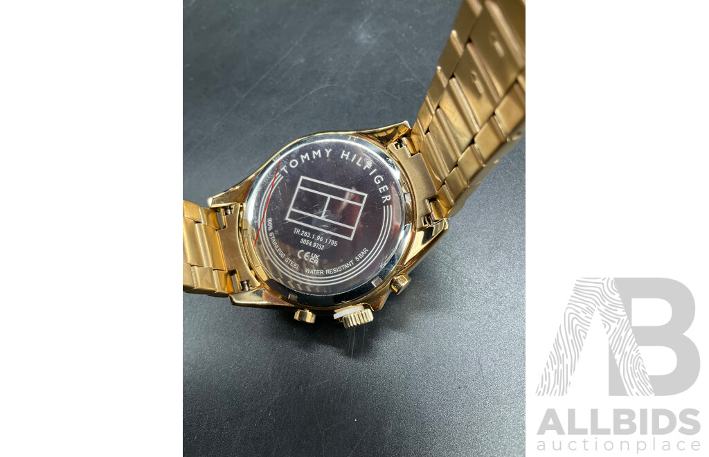 TOMMY HILFIGER Men's Multi Function Watch
