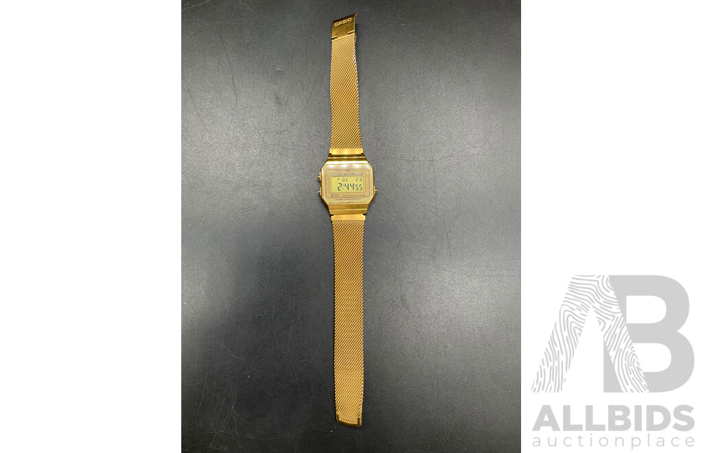 Vintage CASIO (A700WE) Watch with Gold Tone Mesh Strap