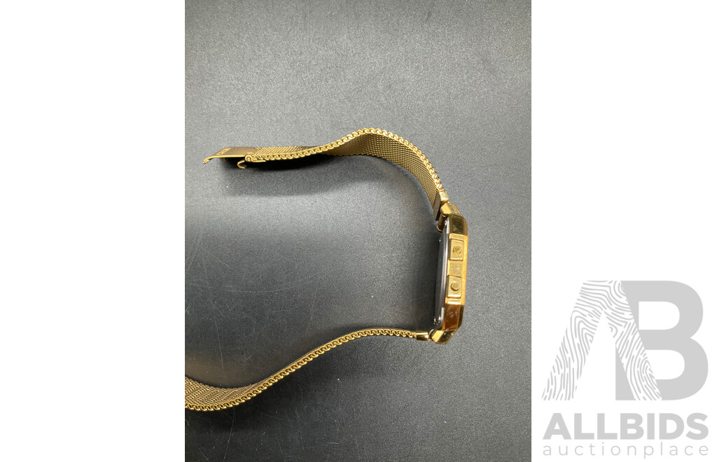 Vintage CASIO (A700WE) Watch with Gold Tone Mesh Strap