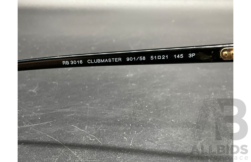 Clubmaster Classic Sunglasses Branded Ray-Ban