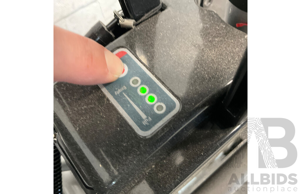 Estate Folding E-Bike