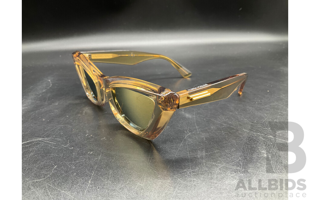Cat Eye Sunglasses Branded Bottega Veneta