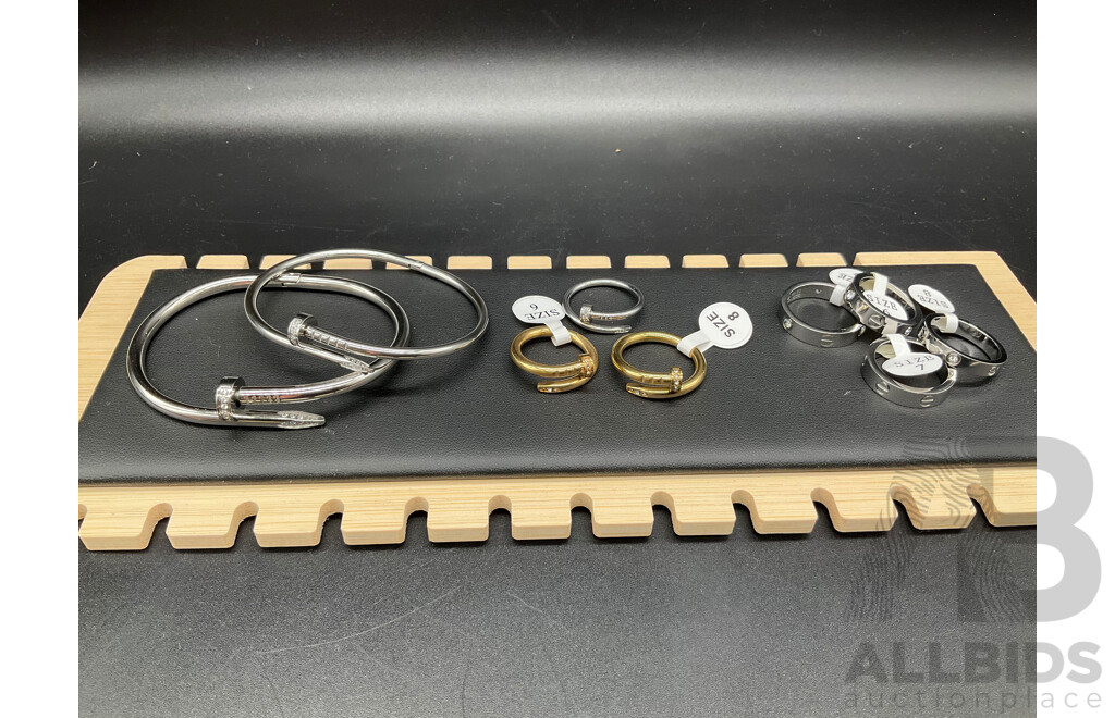 Assorted Costume Jewellery - Lot of 9