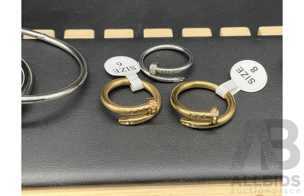 Assorted Costume Jewellery - Lot of 9