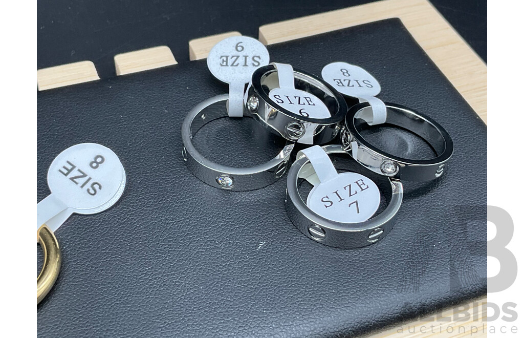 Assorted Costume Jewellery - Lot of 9