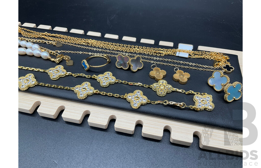 Assorted Costume Jewellery - Lot of 9