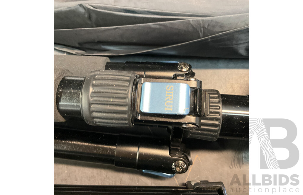 Sunwayfoto GH-Pro II 3-Way Geared Tripod Head with Sirui WPS Tripod & 2 X Neewer Light Tripods