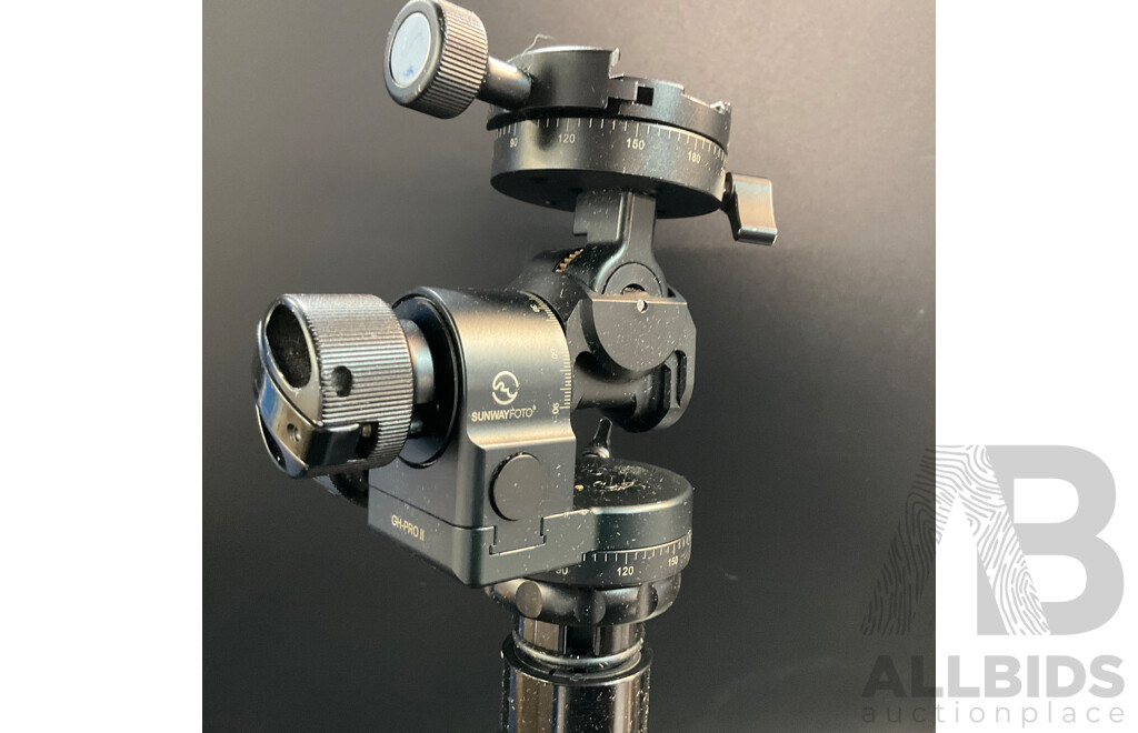 Sunwayfoto GH-Pro II 3-Way Geared Tripod Head with Sirui WPS Tripod & 2 X Neewer Light Tripods
