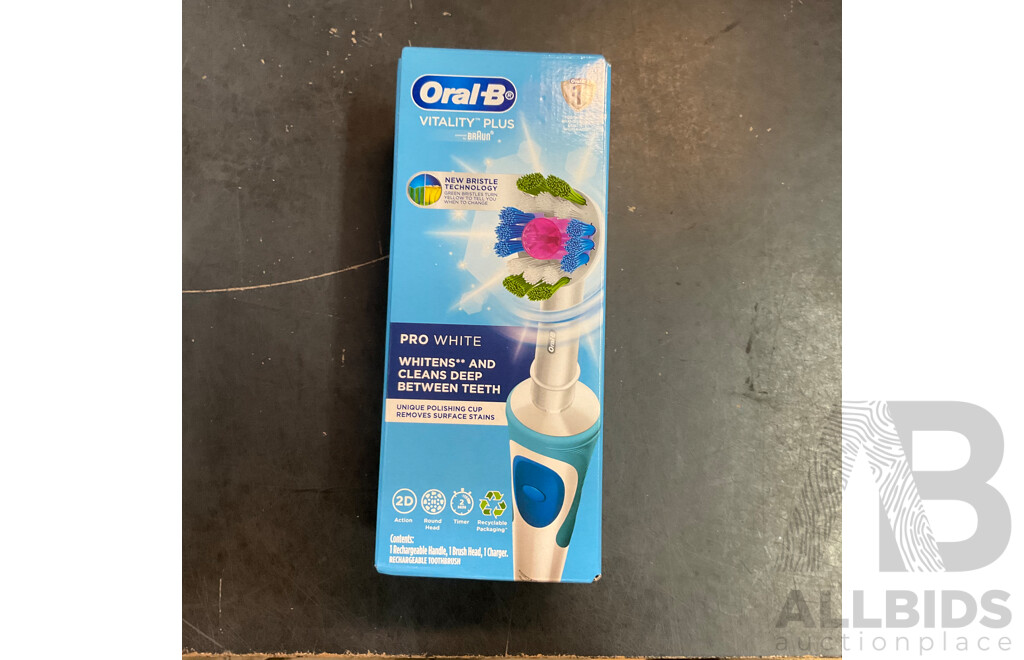 Oral-B Vitality Plus PRO White Rechargeable Toothbrush X5 & Floss Action Brush Heads 5 Packs X5 - Lot of 10