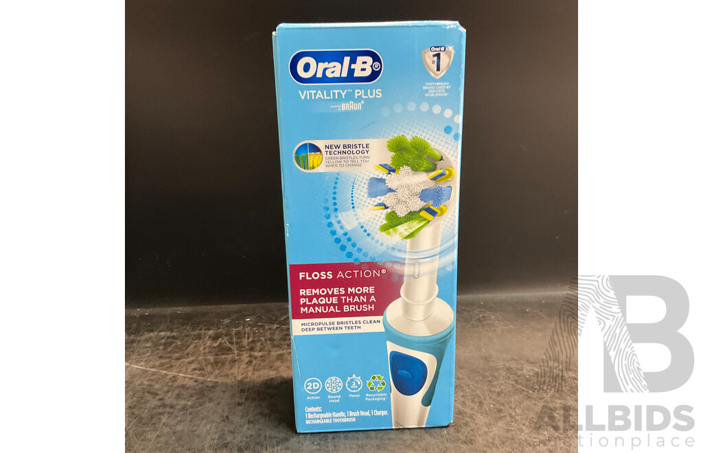 Oral-B Vitality Plus Floss Action Rechargeable Toothbrush X2 & Floss Action Brush Heads 3 Packs X12