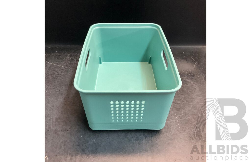 Plastic Storage Basket with Lid /Wheeled - Green - Lot of 60