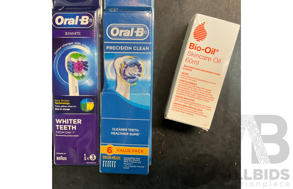 Assorted Oral-B  Brush Heads Packs X11 & Bio Oil Skin Oil 60ml - Lot of 12
