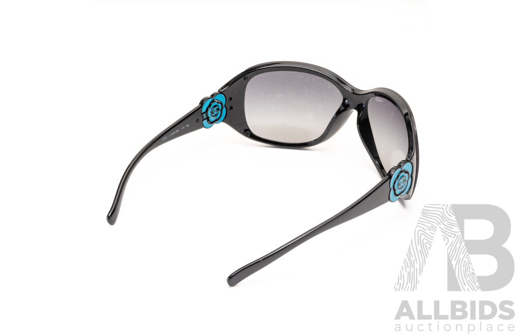 Chanel Vintage Black Camellia Shield Sunglasses, 6032 C.1020/8G 115 3N with Chanel Sunglass Pouch