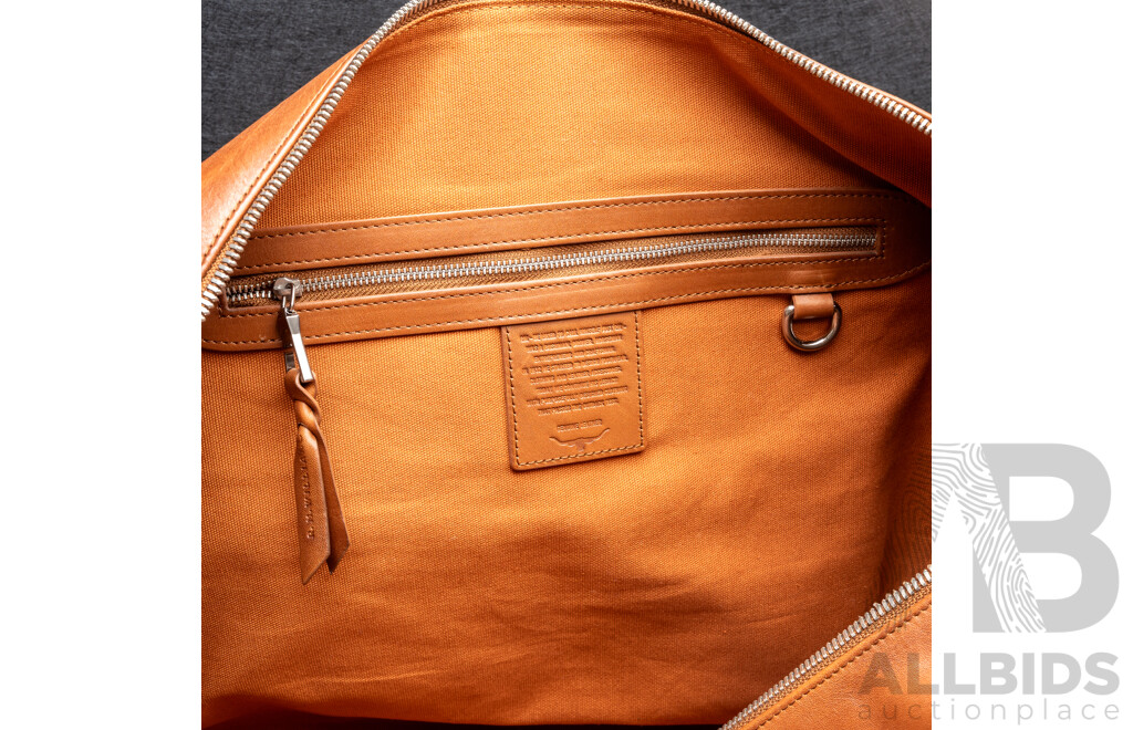 RM Williams Genuine Leather Duffle/Overnight Travel Bag with Long Cross Body Strap & Dust Bag