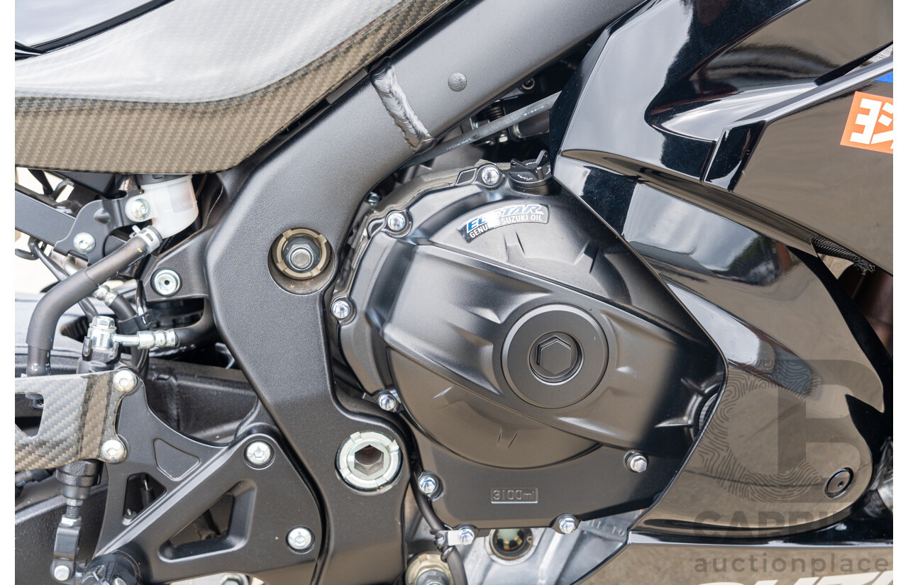 08/2017 Suzuki GSX-R1000R 999cc Super Sport Motorbike Glass Sparkle Black