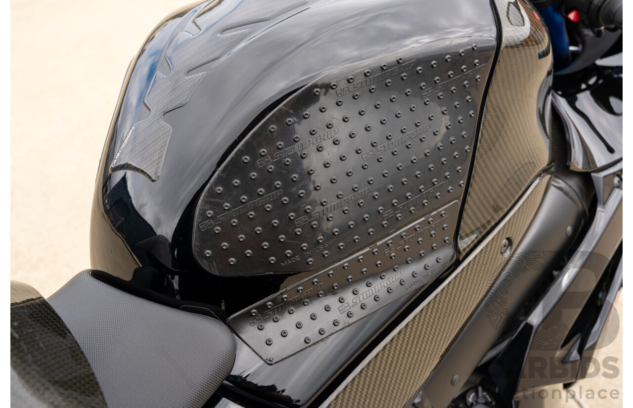 08/2017 Suzuki GSX-R1000R 999cc Super Sport Motorbike Glass Sparkle Black