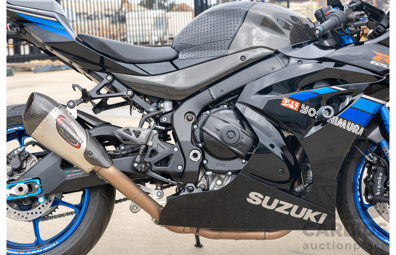 08/2017 Suzuki GSX-R1000R 999cc Super Sport Motorbike Glass Sparkle Black