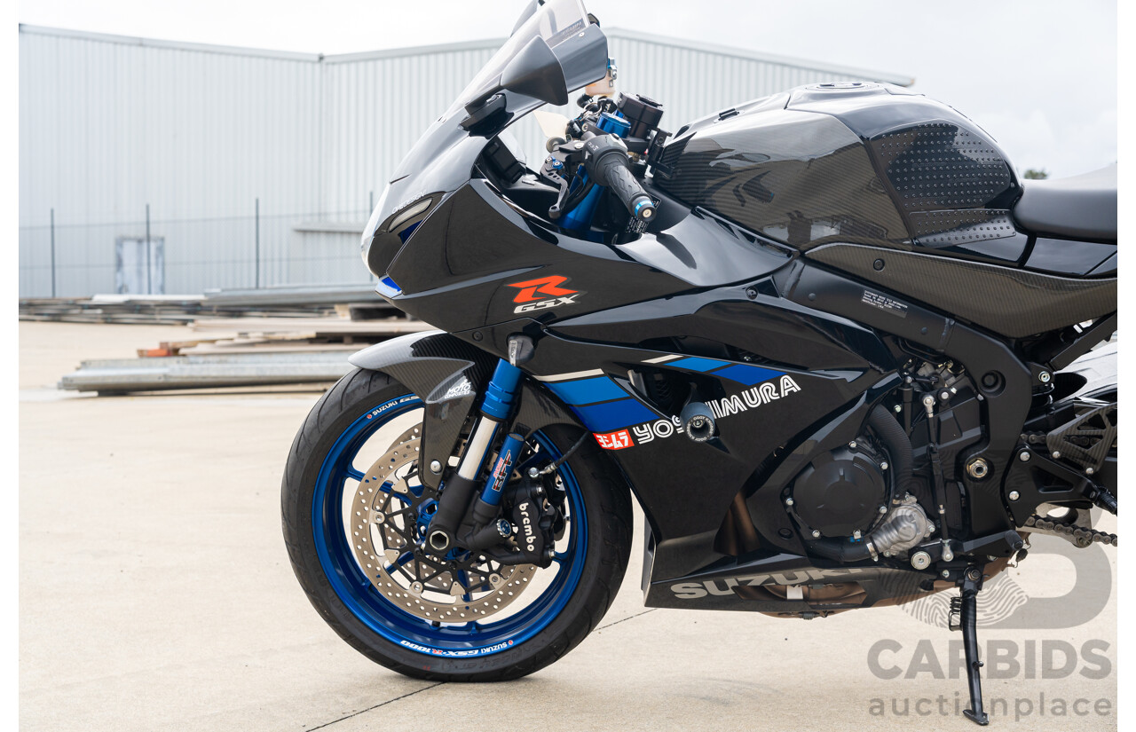 08/2017 Suzuki GSX-R1000R 999cc Super Sport Motorbike Glass Sparkle Black