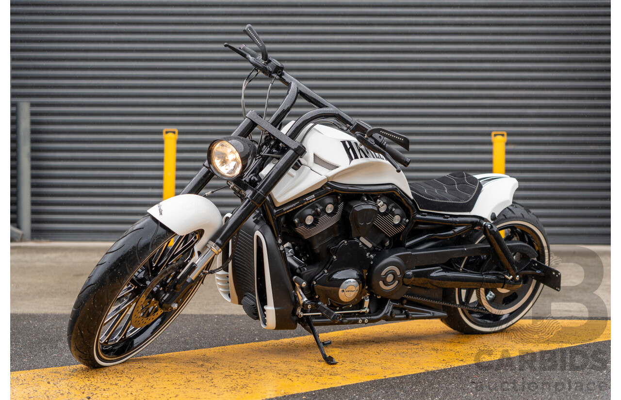 04/2014 Harley Davidson Night Rod Special 1250 ABS V-Rod VRSCDX 1250cc Motorbike White / Black - Modified