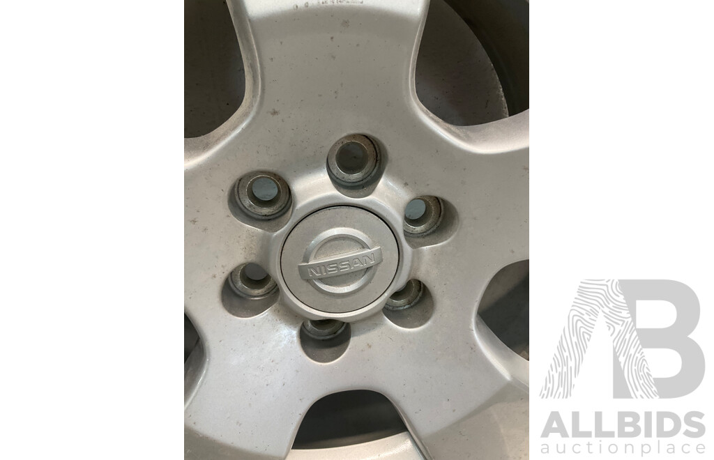 NISSAN Alloy Wheels - Lot of 3