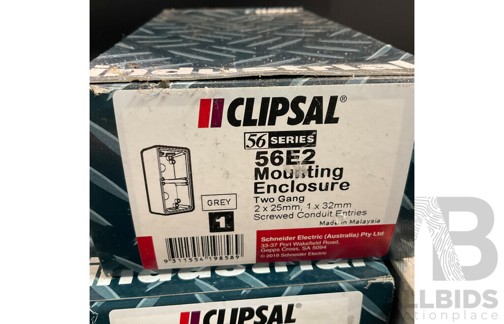 Clipsal 56L2 Mounting Enclosure Lid & 56E2 Mounting Enclosure & Transco ADP208 Adaptable Box - Lot of 15