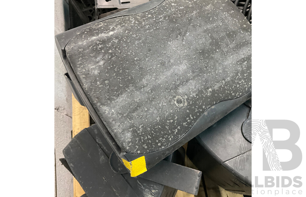 Portable Power Distribution Box and Pallet of Party Eletric Equipment - Untested