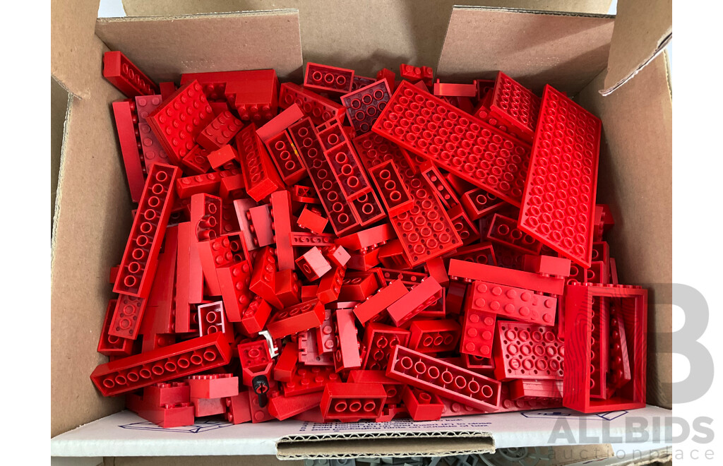 Collection of Vintage Lego Sorted Into Colours, Red, Yellow, White, Grey - Approximately 5  Kilograms