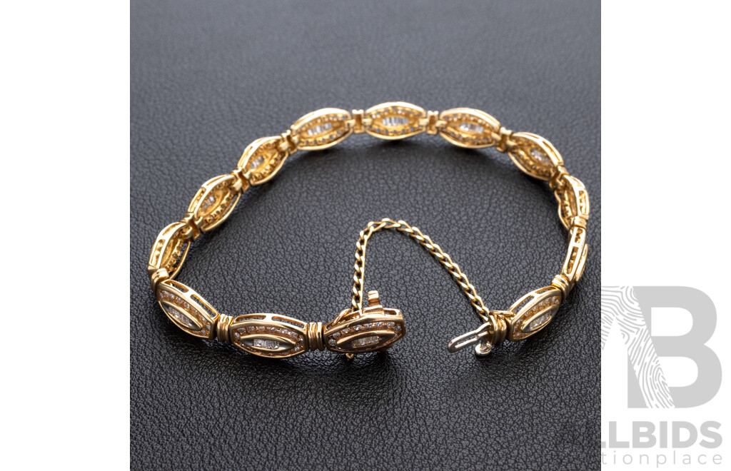 14ct Yellow Gold Diamond Set Bracelet, TDW 2.30ct, 18cm, 13.27 Grams