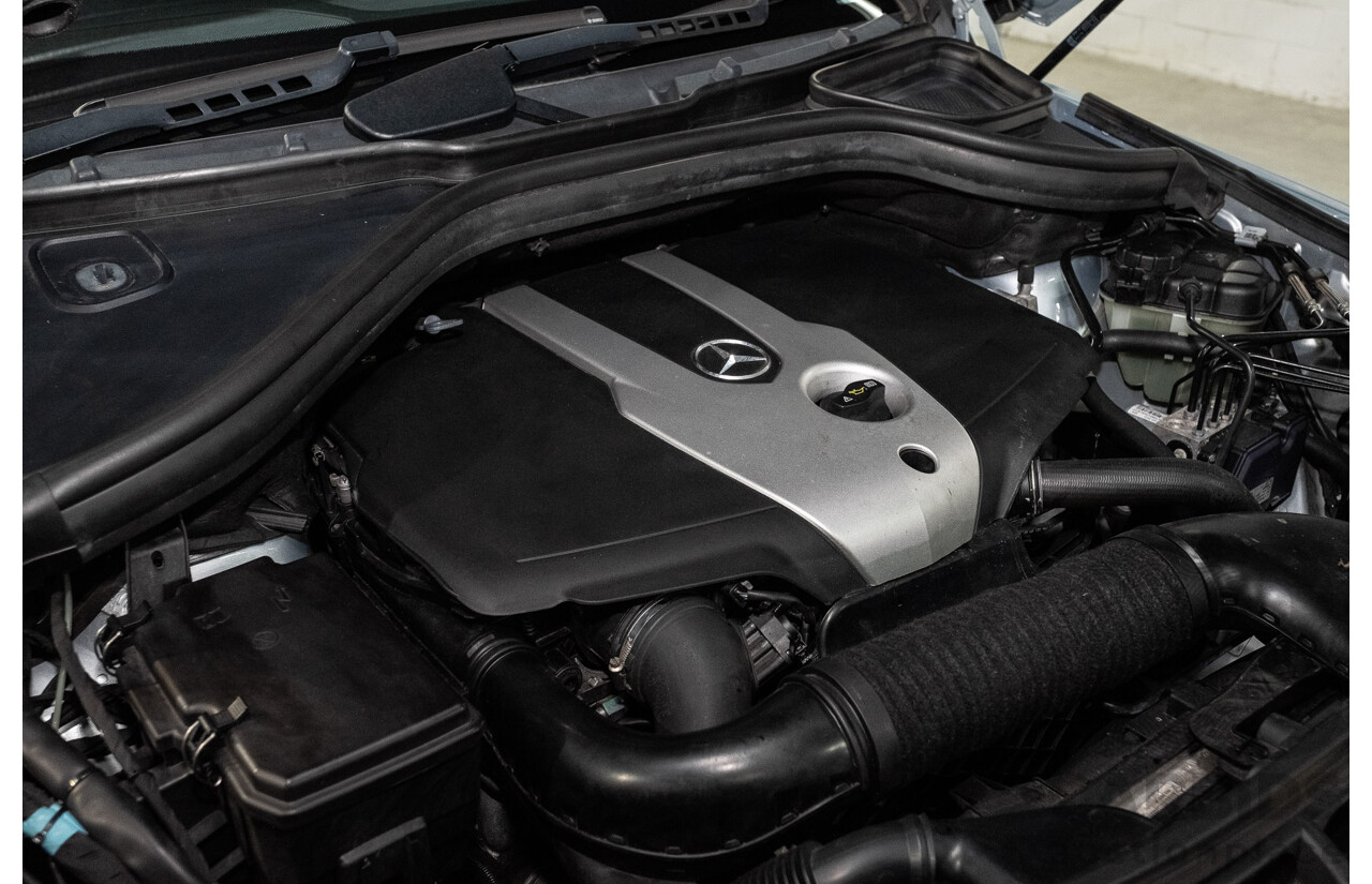 3/2014 Mercedes-Benz ML 250 CDI Bluetec (4x4) 166 4d Wagon Diamond Silver Metallic Turbo Diesel 2.1L