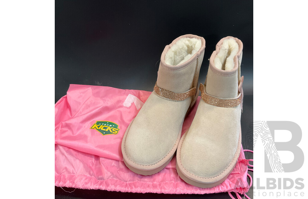 Assorted Women's 8/37/38 & Men's 11/12  Footwear and Jumper