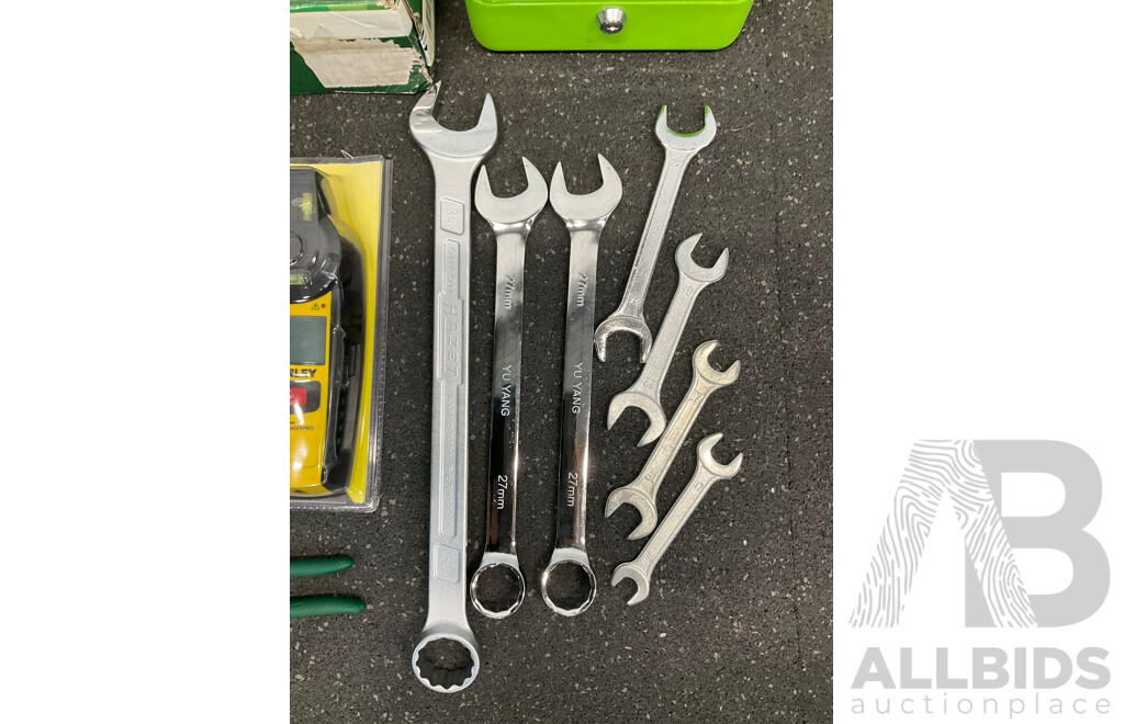 Assorted Tools and Storage Solution, Including BOSH Easy Shear, STANLEY and More