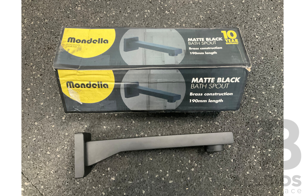 Assorted Bathroom Fittings, Including MONDELLA Black Mixers, JOHNSON SUISSE Toilet Seat and More