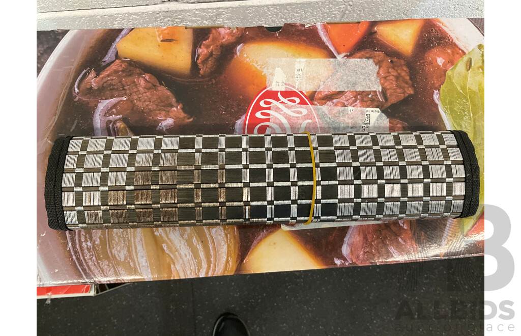 SUNBEAM Slow Cooker and Blender, RUSSELL HOBBS Multi Cooker and More