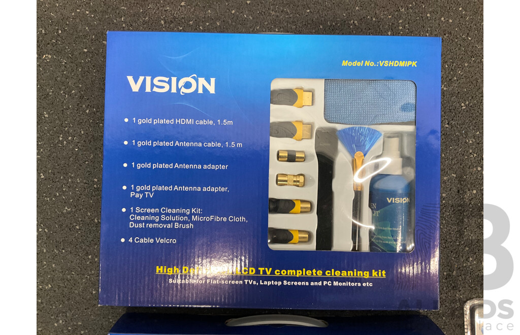 SWANN Security Camera, PIR Motion Light Alarms and Door Magnetic Alarm, VISION Cleaning Kit - Lot of 7