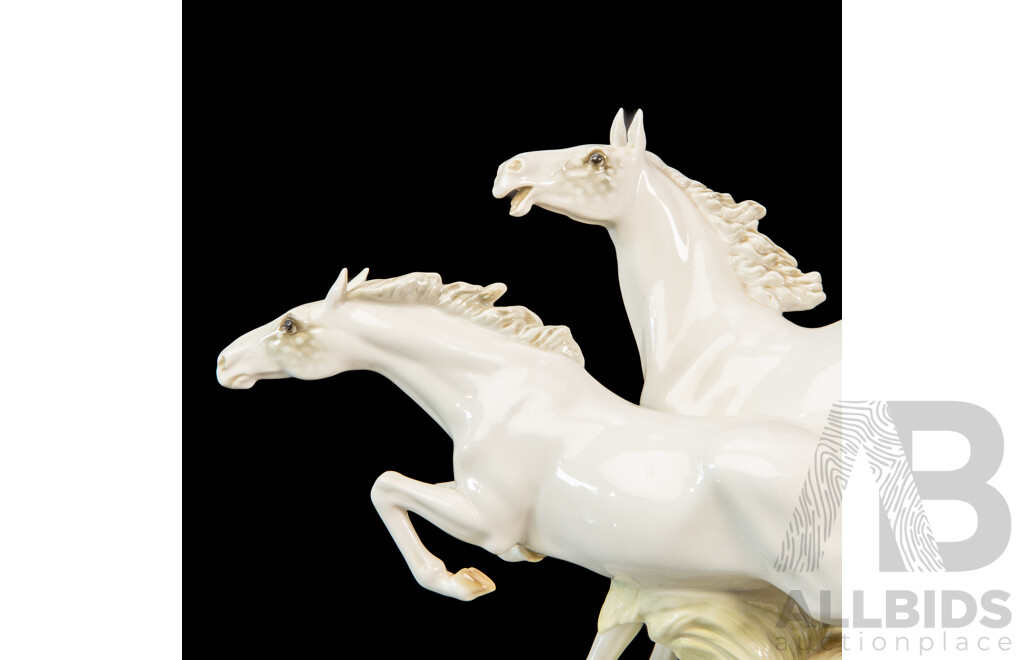Hutschenreuther Melb Porcelain Figural Group of Galloping Horses