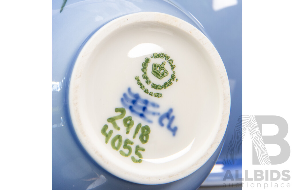 Good Unmatched Pair of Danish Royal Copenhagen Porcelain Vases