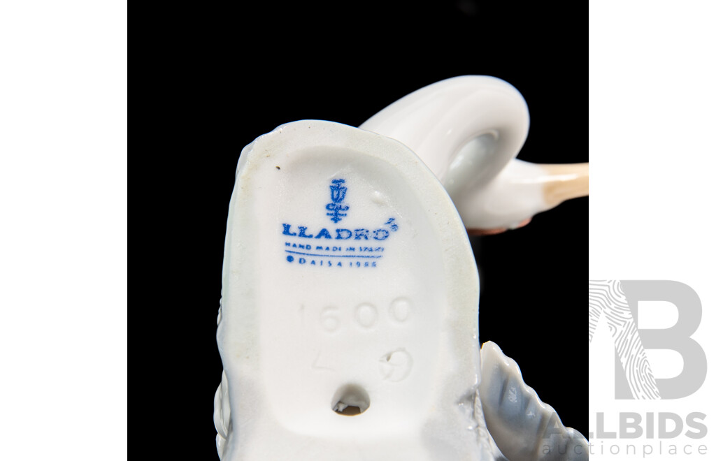 Collection of Five Lladro Porcelain Bird Figures