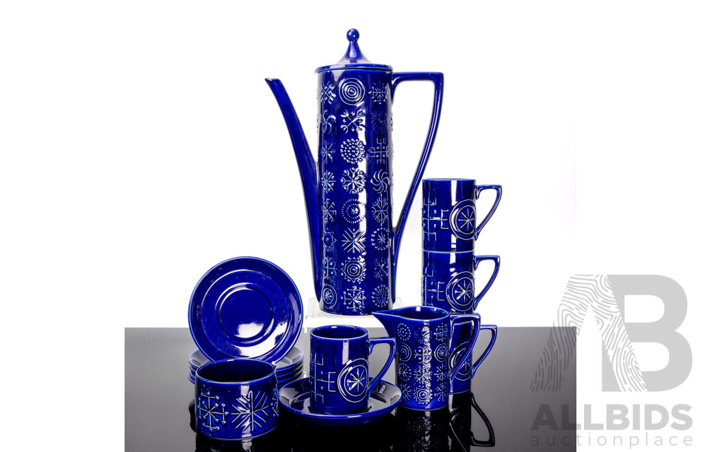 Fantastic Portmeirion Stoke on Trent Totem Pattern Demitasse Service for Four by Susan Williams-Ellis