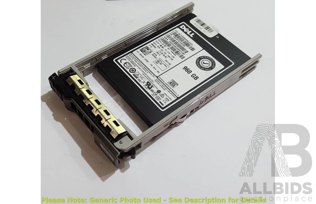 Dell (MZ-7KM960B) 960GB SATA 6Gbps 2.5-Inch Solid State Drive