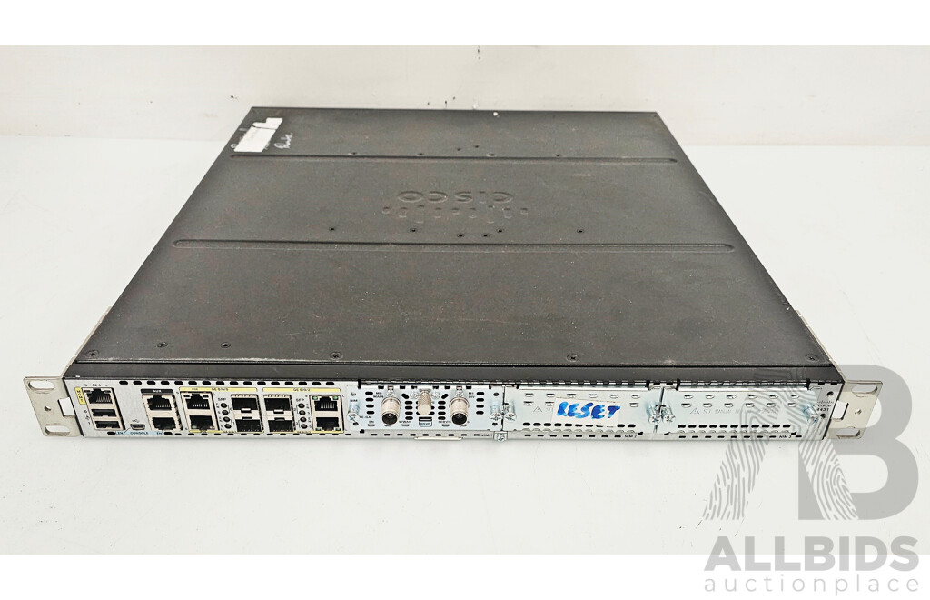 Cisco (ISR4431/K9) 4400 Series Integrated Services Router