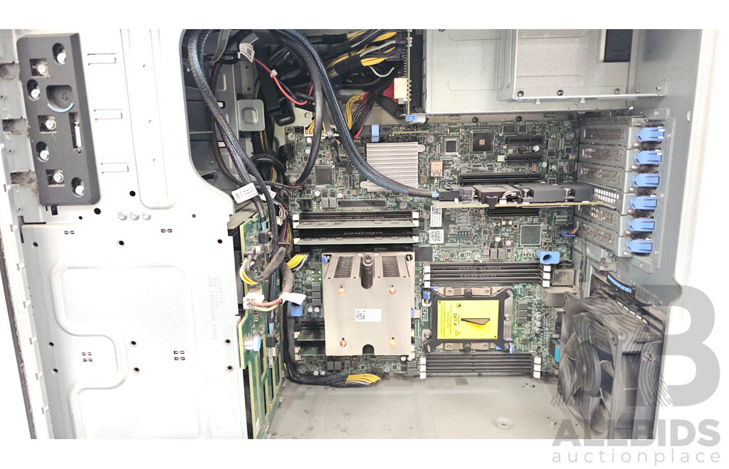 Dell PowerEdge T440 Intel Xeon SILVER (4114) 2.20GHz-3.00GHz 10-Core CPU Tower Server W/ 32GB DDR4