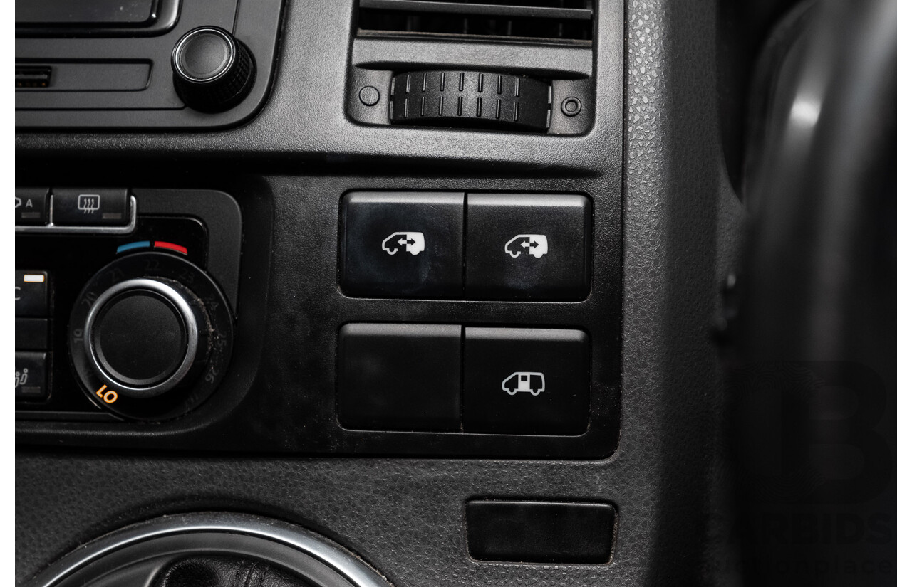 12/2010 Volkswagen Multivan 103 TDI Comfortline T5 MY10 4d Wagon Reflex Silver Metallic Turbo Diesel 2.0L