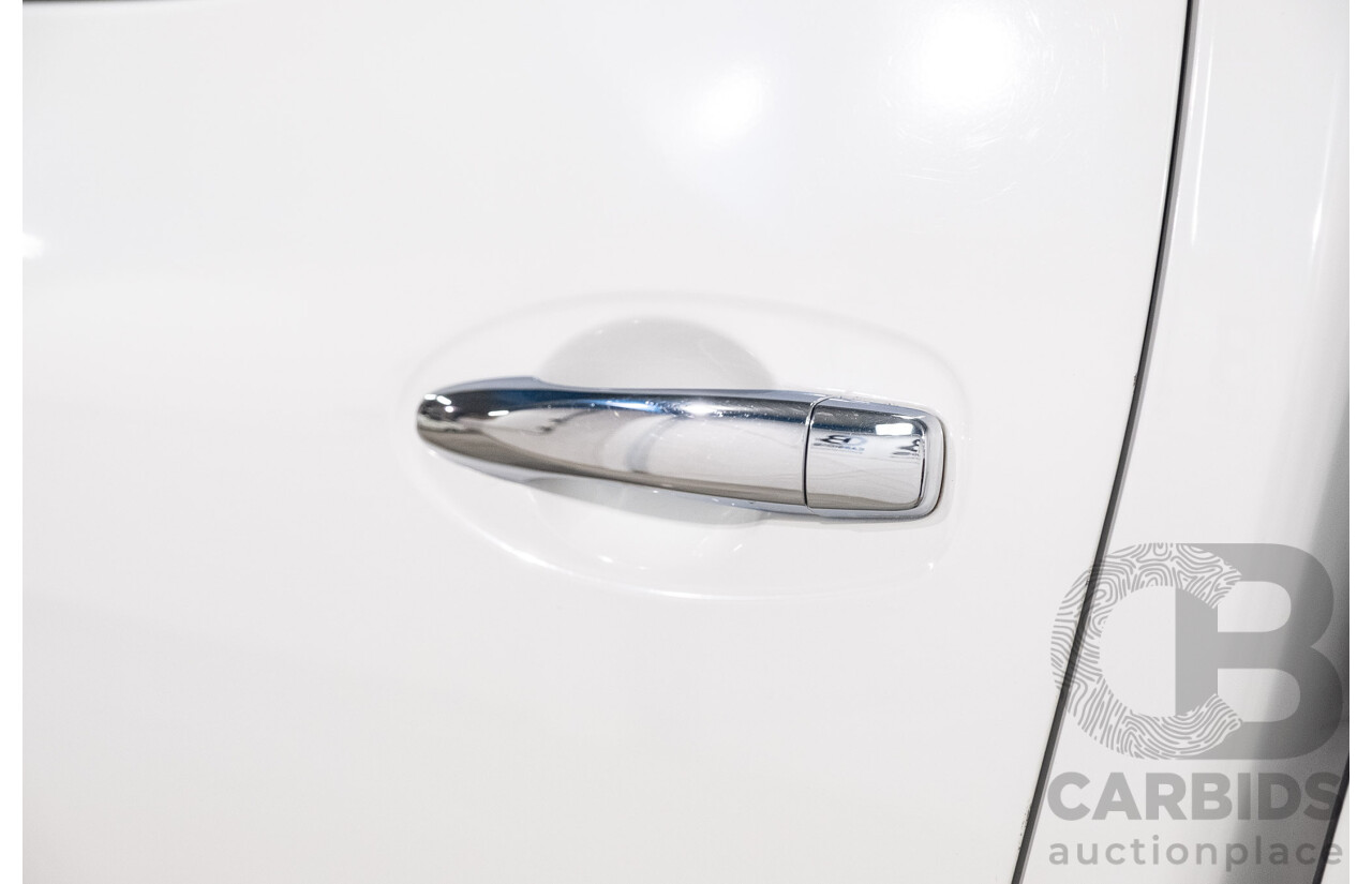 09/2017 Nissan Navara ST (4x4) D23 Series II Dual Cab Utility Polar White Twin Turbo Diesel 2.3L